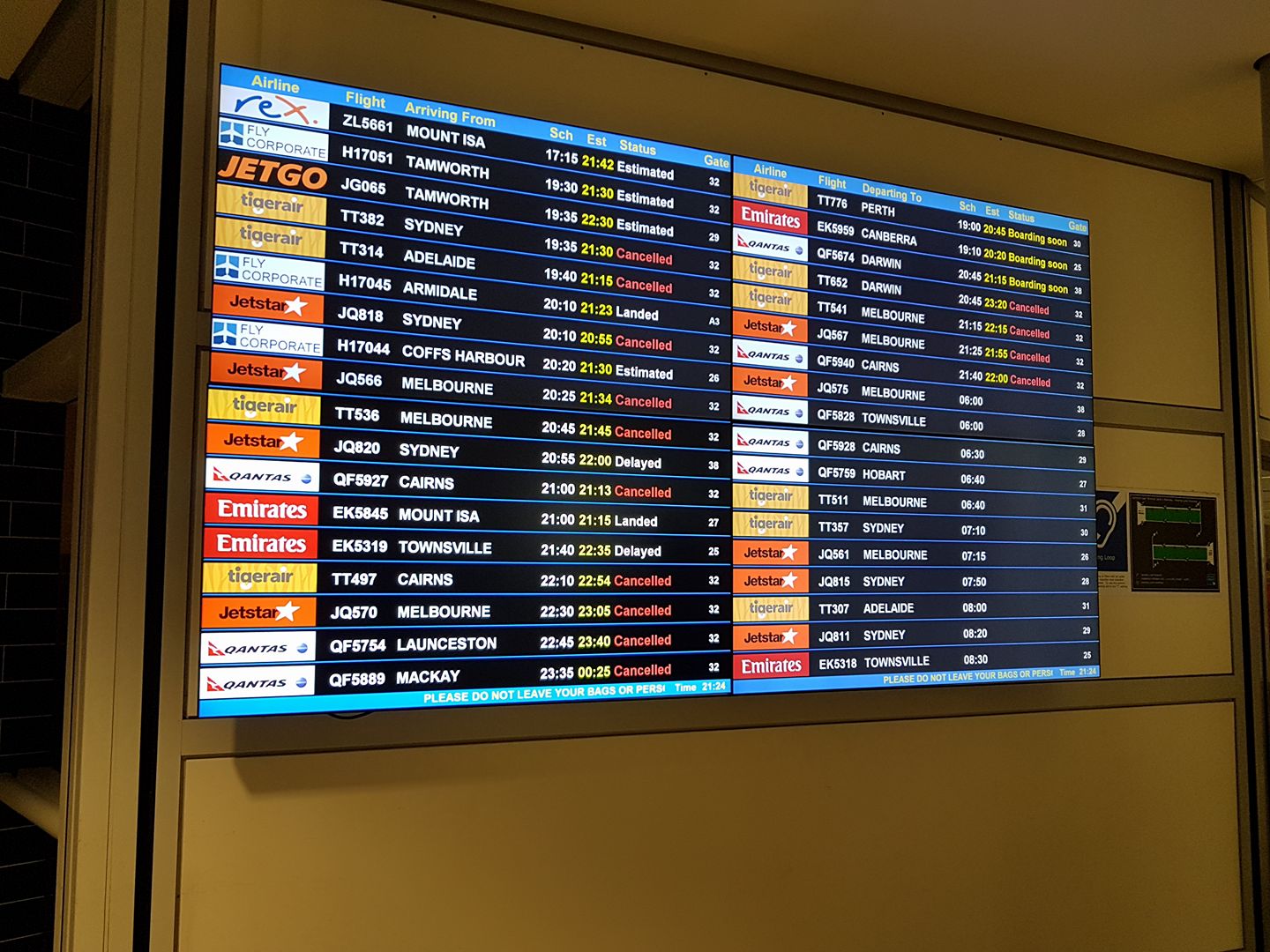 Brisbane flight delays last night via Jessica Urquhart