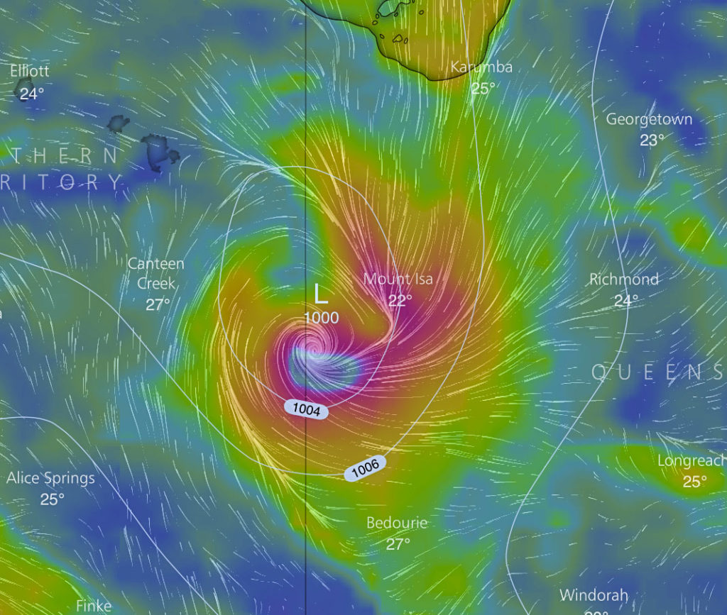Forecast positioning and strength of the low on Sunday morning via EC (Windy)